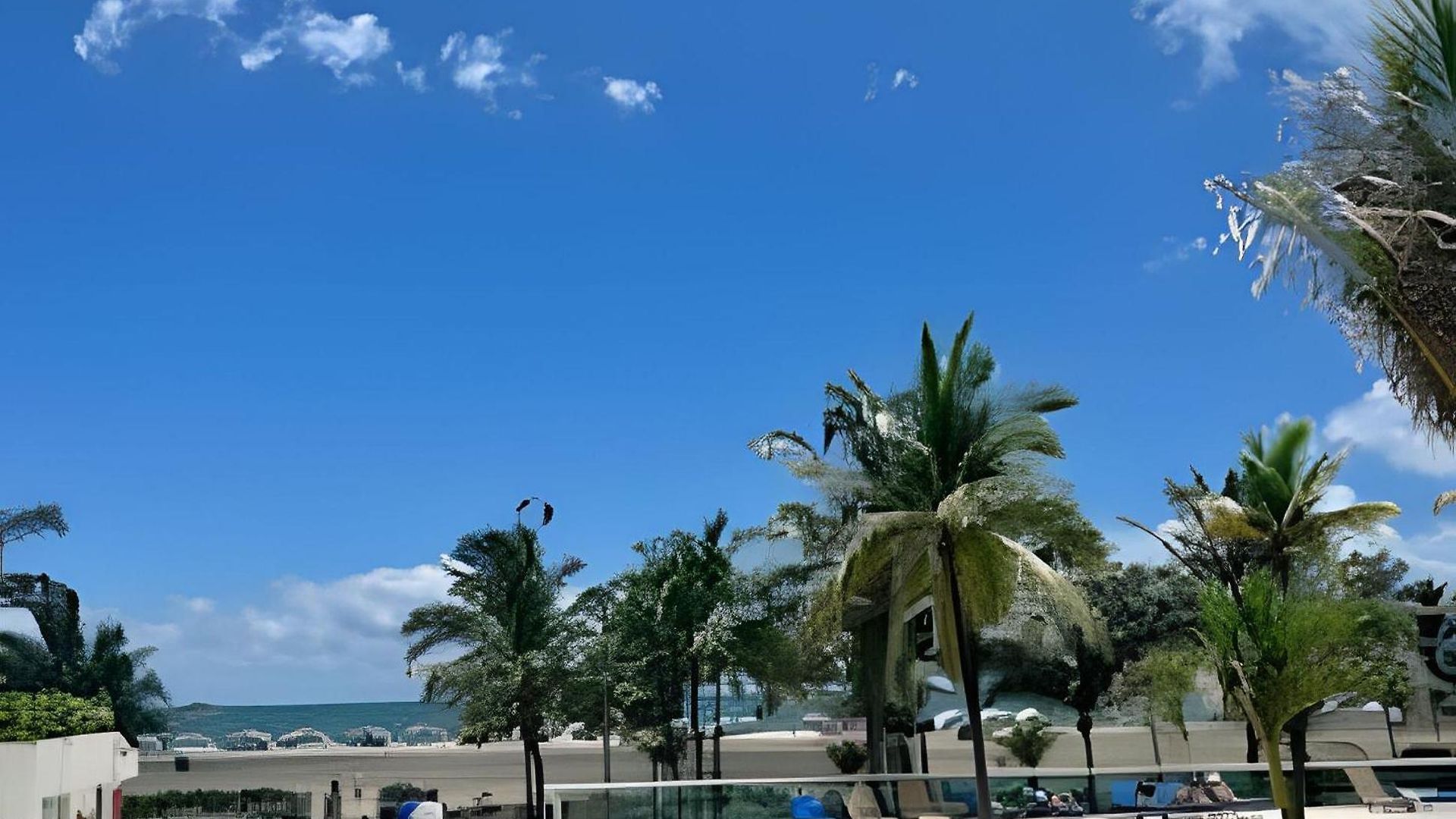 Lindo Apto Con Salida Directa A La Playa Apartamento *