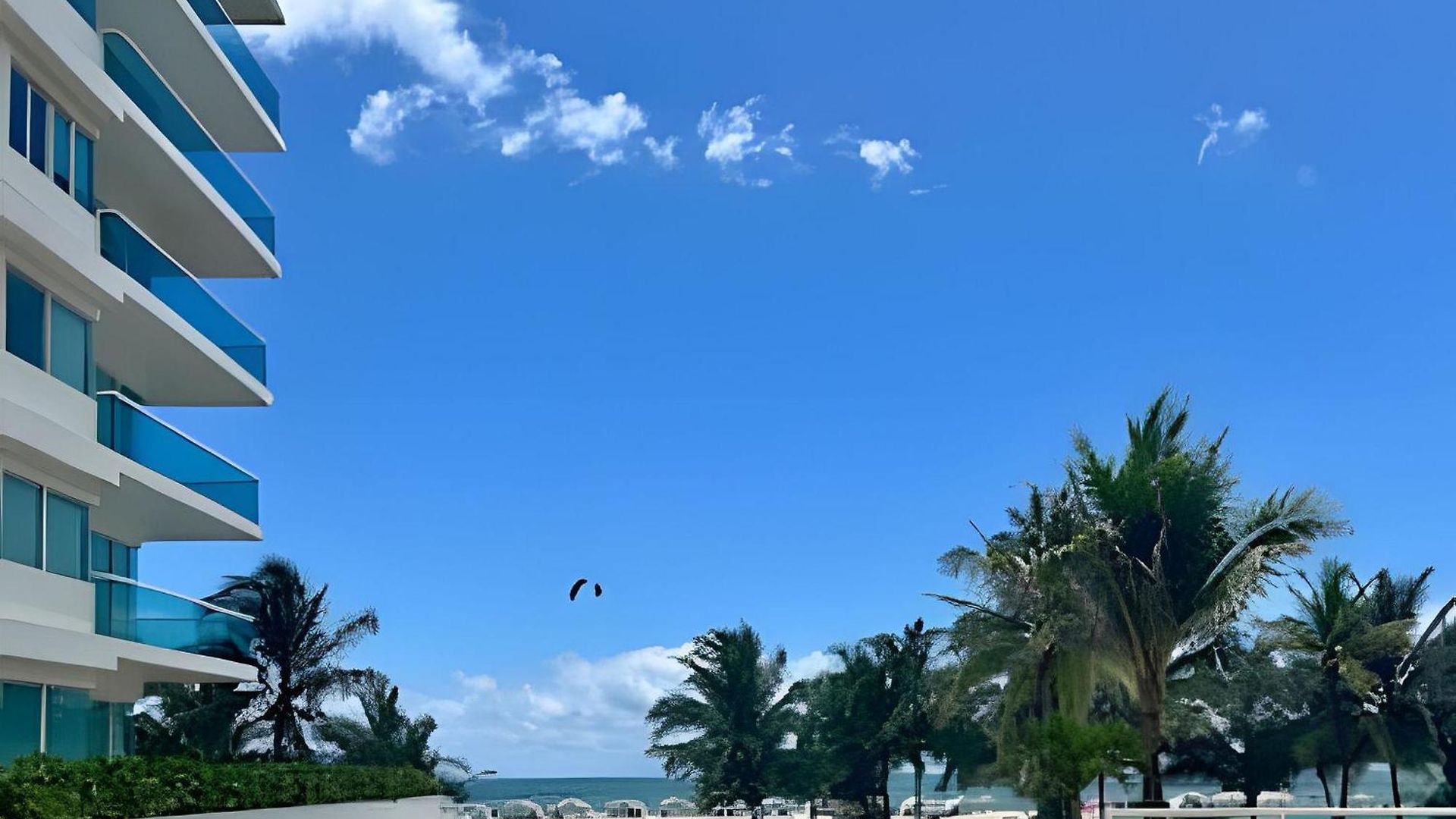 Lindo Apto Con Salida Directa A La Playa Apartamento